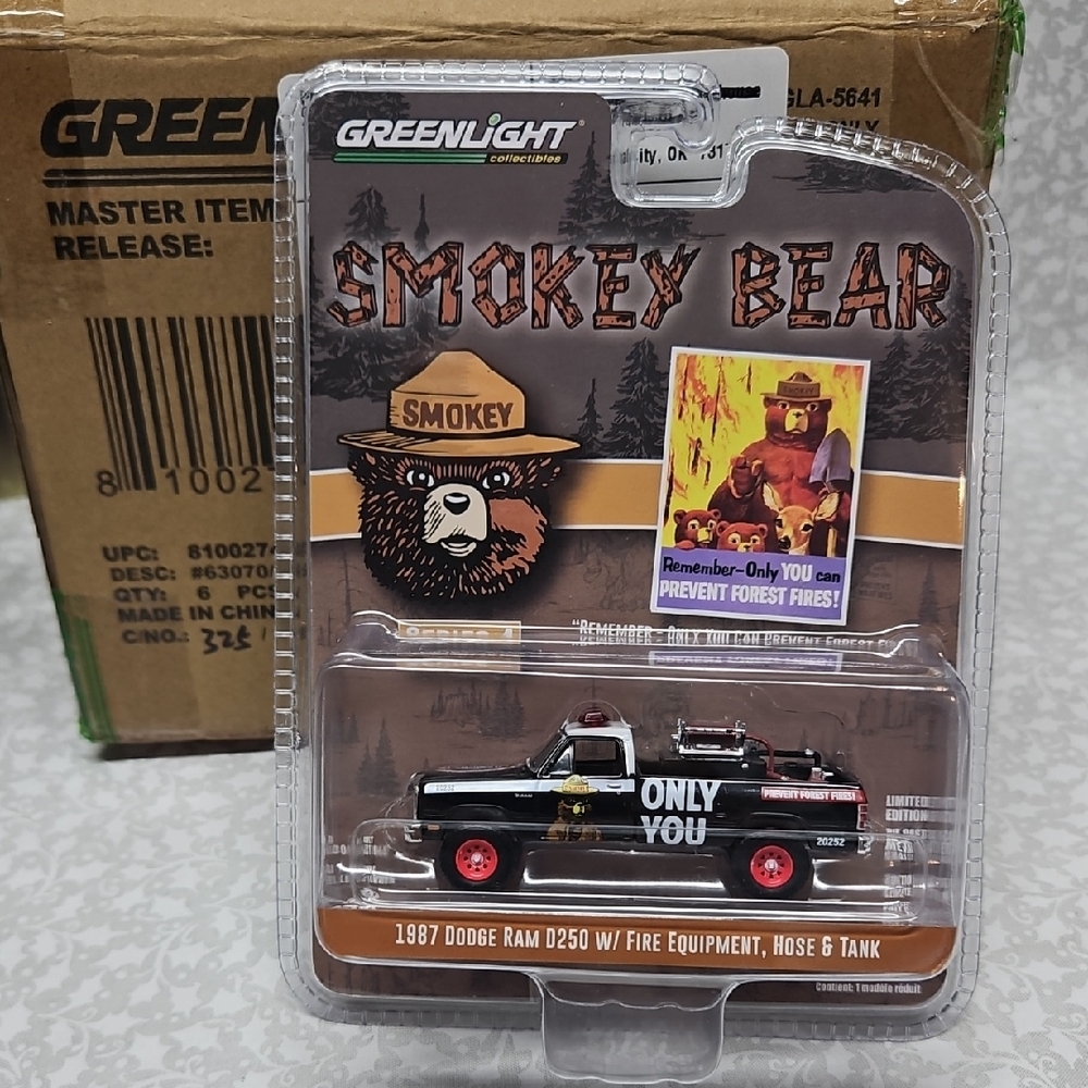 1987 Dodge Ram D250 w/Fire Equipment Limited Edition 1:64 Scale Die-cast Smokey